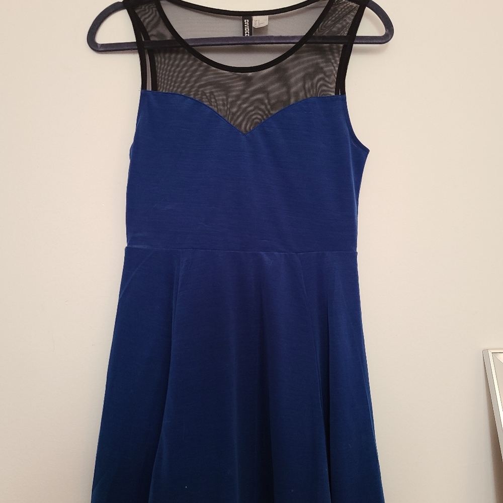 Sweetheart neck sleeveless mesh top mini dress